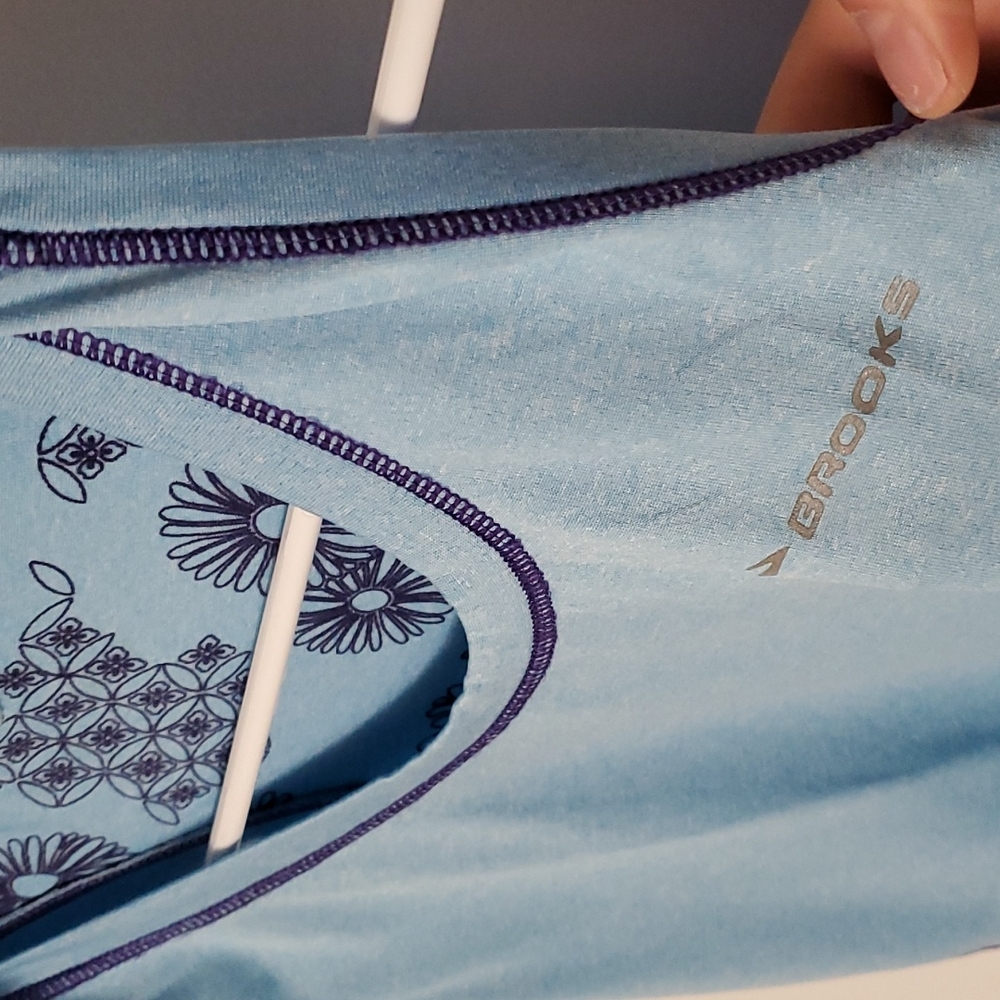 Brooks tank top